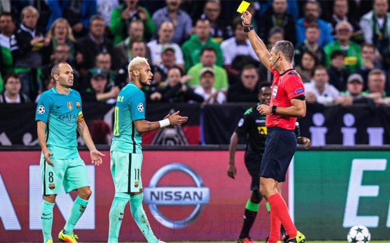 领1黄牌造对手3红牌！维尼修斯情绪控制明显进步